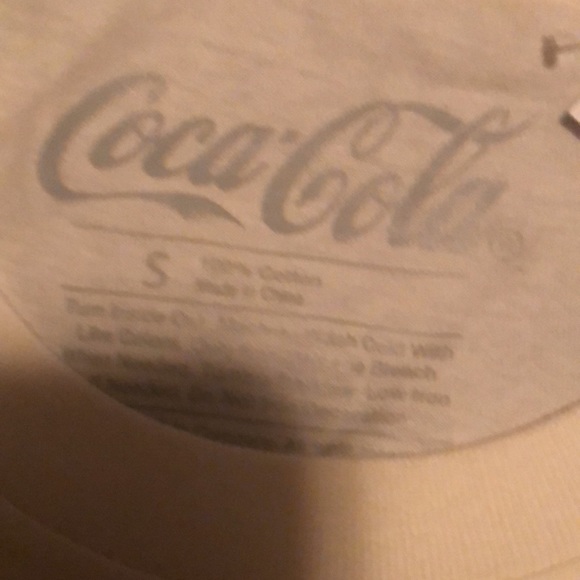 5/$25 Coke tee shirt size small Nwt - Picture 3 of 4